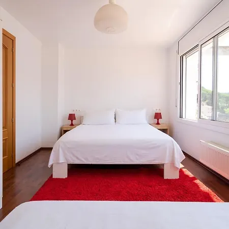 Auba Lloret Feriehus *