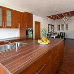Auba Lloret * יורט דה מאר