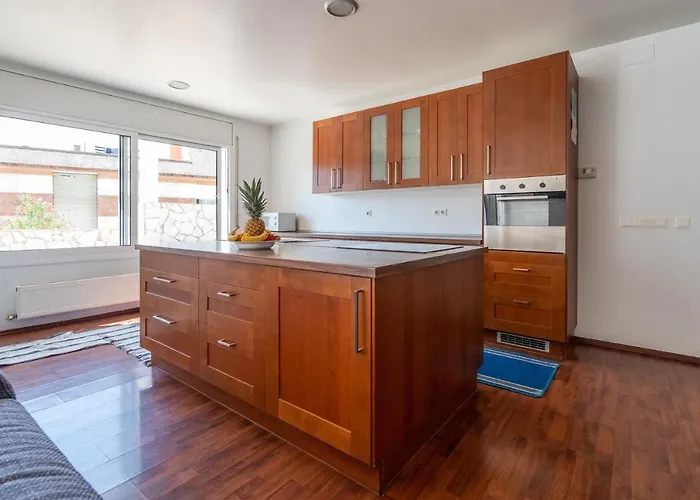 Auba Lloret リョレート・デ・マル